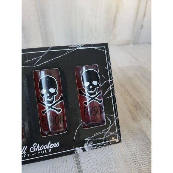 TMD Holdings Tall skull Shot glass set Halloween - Picture 4 of 7